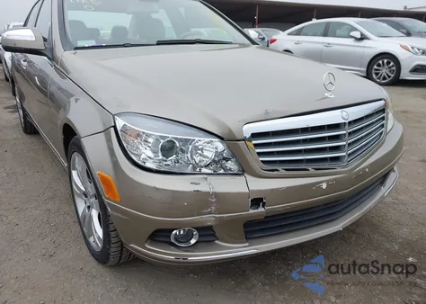 2008 Mercedes-Benz C 300 Luxury/Sport from USA, damaged, VIN WDDGF54XX8F052817